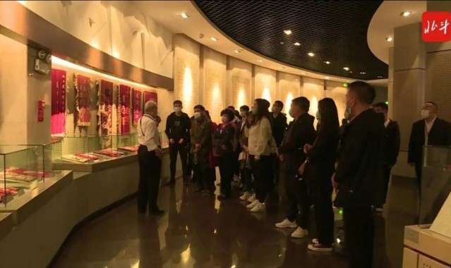  法兰克福主场迎战柏林联合关乎欧战资格  
